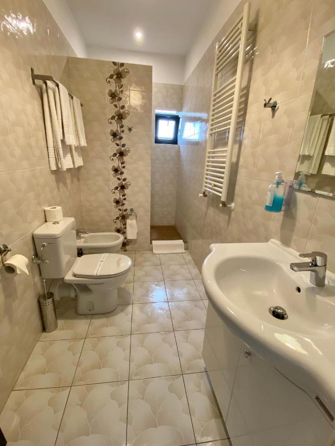 Pensiunea Rix Rooms Focşani Exterior foto