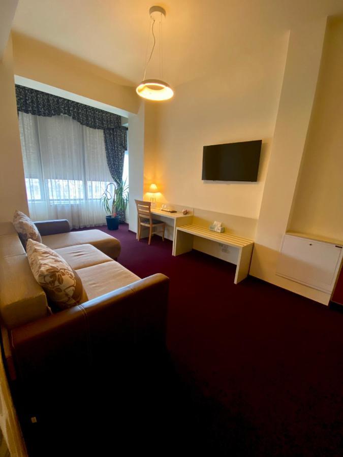 Pensiunea Rix Rooms Focşani Exterior foto