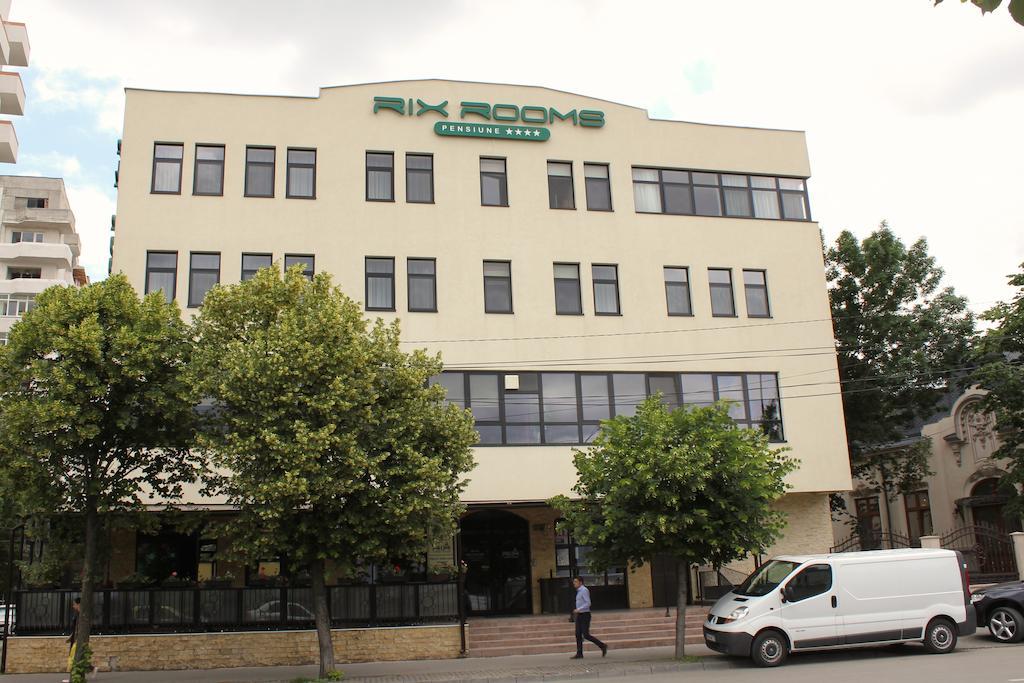 Pensiunea Rix Rooms Focşani Exterior foto