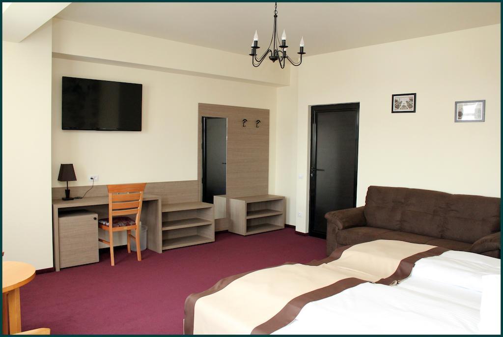 Pensiunea Rix Rooms Focşani Quarto foto
